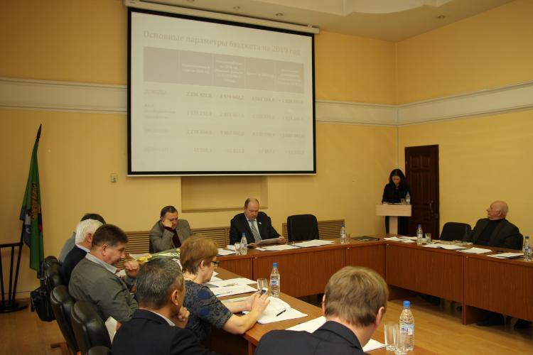 Утвержден бюджет Иркутского района на 2019 год