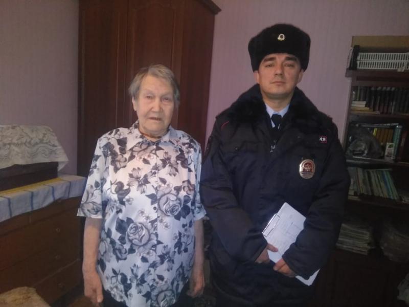 В Тайшете полицейские вернули тепло в квартиру пенсионерки