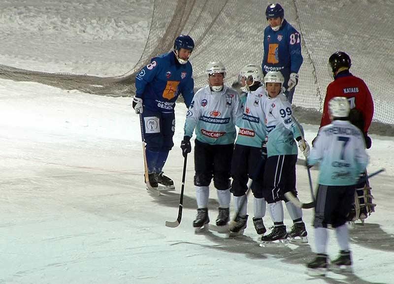"Байкал-Энергия" продолжает борьбу на Чемпионате России по хоккею с мячом