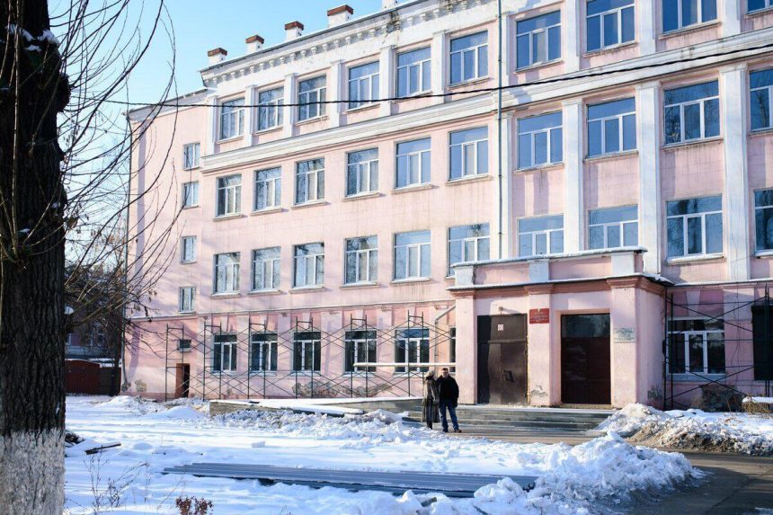 Капремонт двух школ в Иркутске выполнен больше, чем на половину