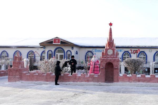 Конкурс снежных фигур проходит в исправительных учреждениях Приангарья. Фото