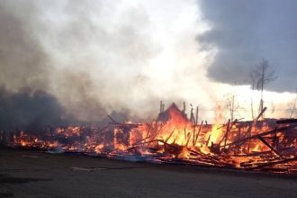 МЧС установило предварительную причину крупного пожара на Ольхоне