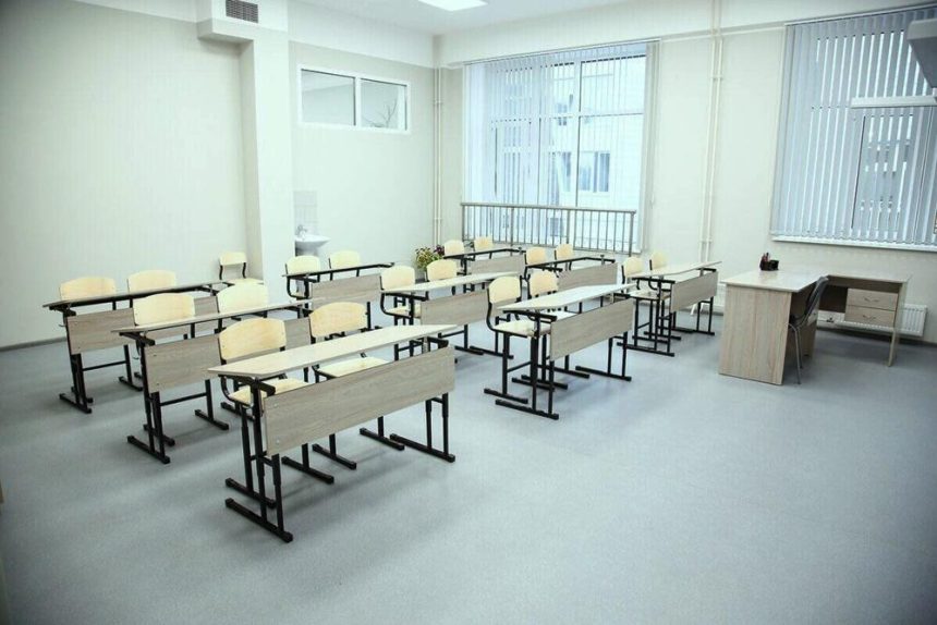Карантин в иркутских школах продлили до 13 февраля. Закрыли также часть детских садов