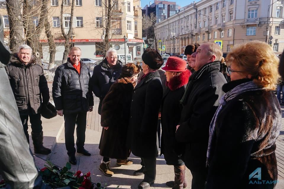 Митинг в память о первом губернаторе Иркутской области Юрии Ножикове прошёл в Иркутске