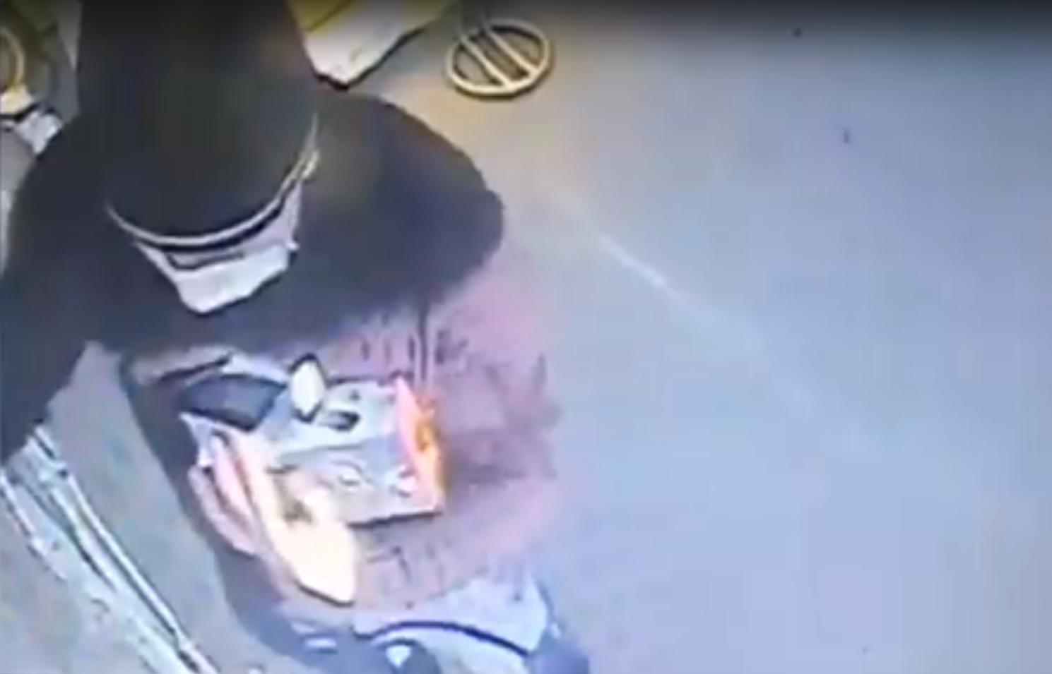 Раскрыто разбойное нападение на салон сотовой связи в Иркутске