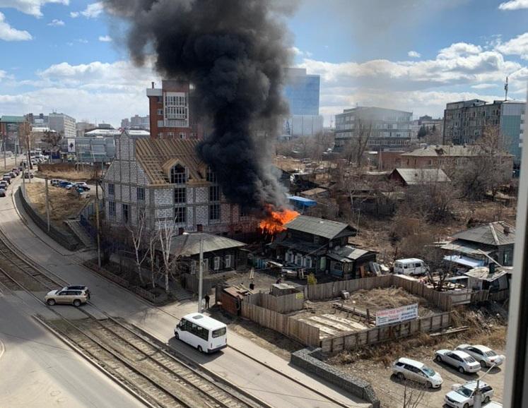 Сгоревший 23 апреля в Иркутске дом был памятником культуры