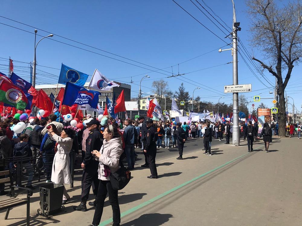 Митинг и шествие профсоюзных организаций состоялись в Иркутске. Фото