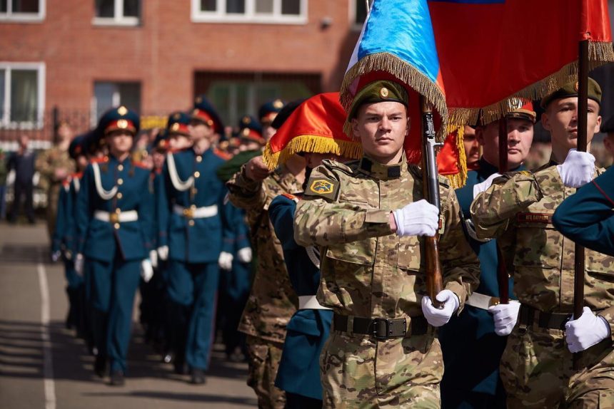 Образцы вооружения и военной техники передадут Иркутскому городскому центру "Патриот"