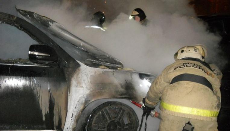 Пять машин горело в Иркутске