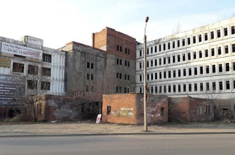 Суд обязал министерство имущественных отношений ограничить доступ в бывшую картографическую фабрику в Иркутске