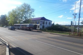 В Тулуне неизвестный водитель на пешеходном переходе сбил 10-летнюю девочку и скрылся