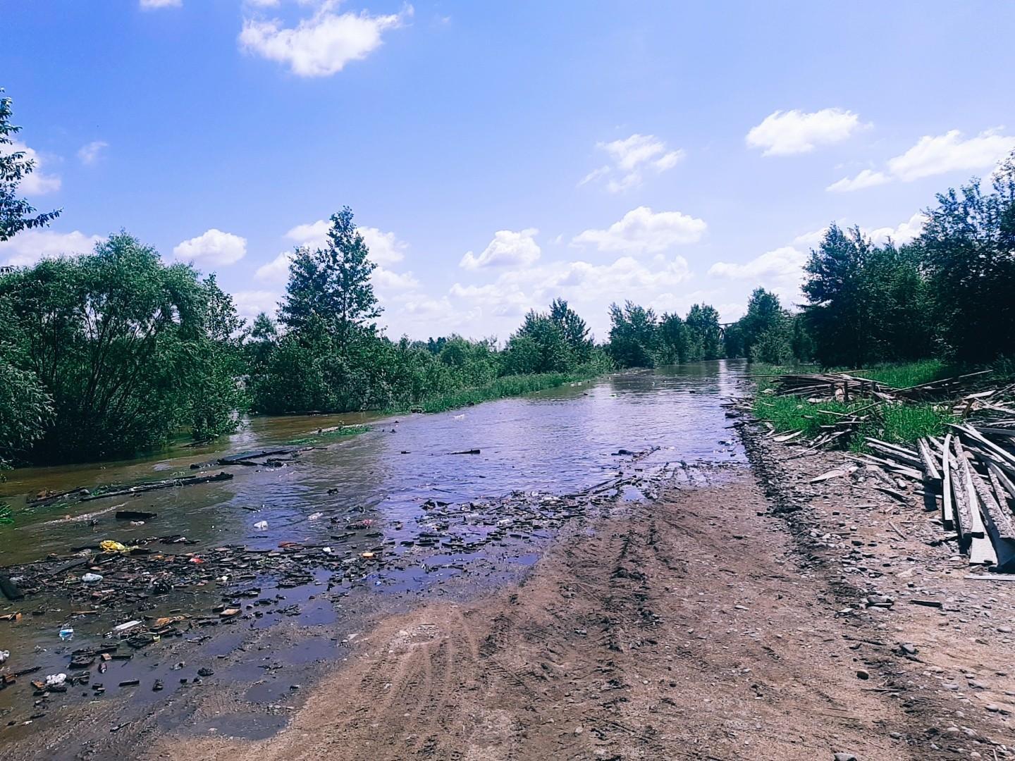 Чунский и Зиминский районы начало подтапливать в Иркутской области. В зоне затопления - уже пять районов
