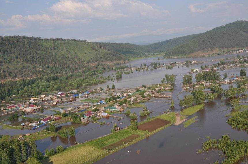 Фоторепортаж с затопленных территорий Приангарья от МЧС