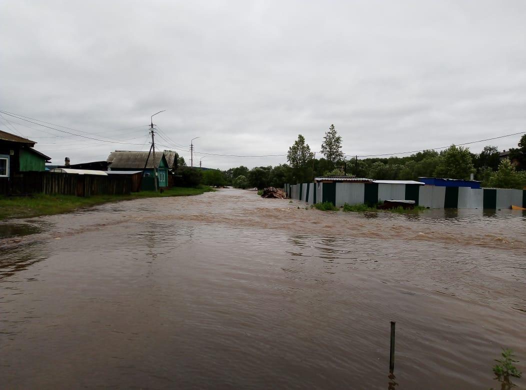 Нижнеудинск затапливает из-за подъема уровня воды в Уде. Фоторепортаж с места от горожан и МЧС