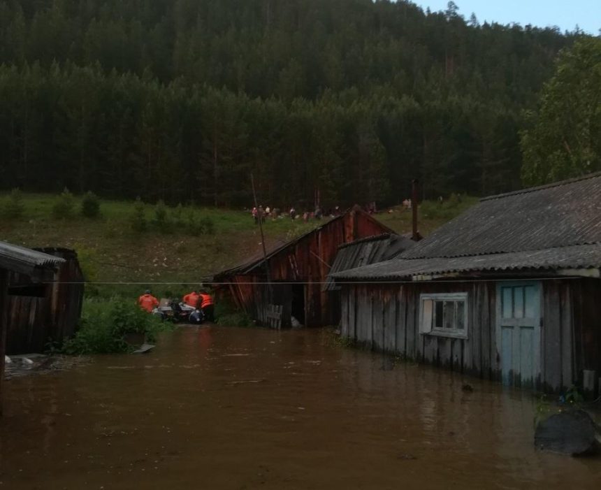 Правительство Иркутской области открыло счет для помощи пострадавшим от паводков