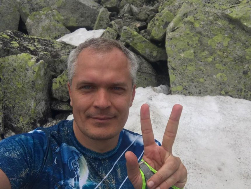 Ультрамарафонец Дмитрий Ерохин начал свое кругобайкальское путешествие. Он намерен установить мировой рекорд