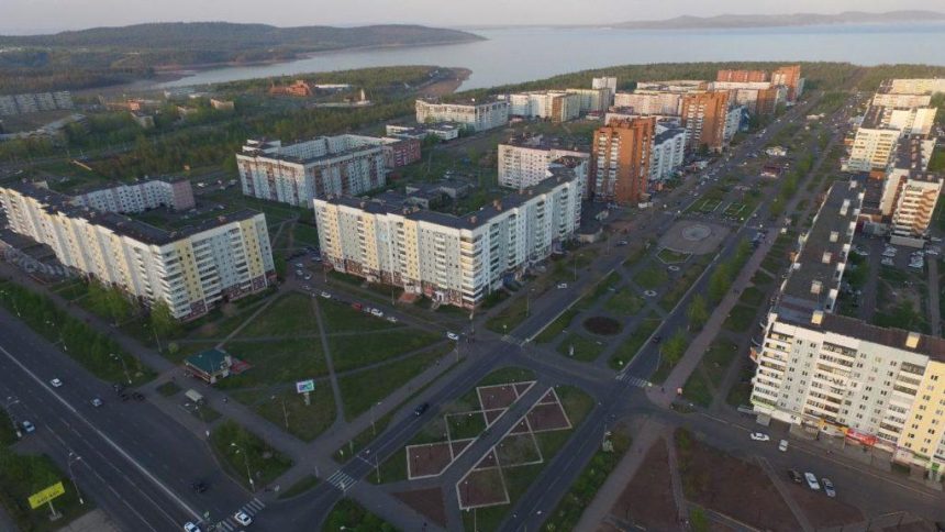 На выборы мэра Братска выдвинулись 14 человек, в том числе два Серебренникова Сергея Васильевича