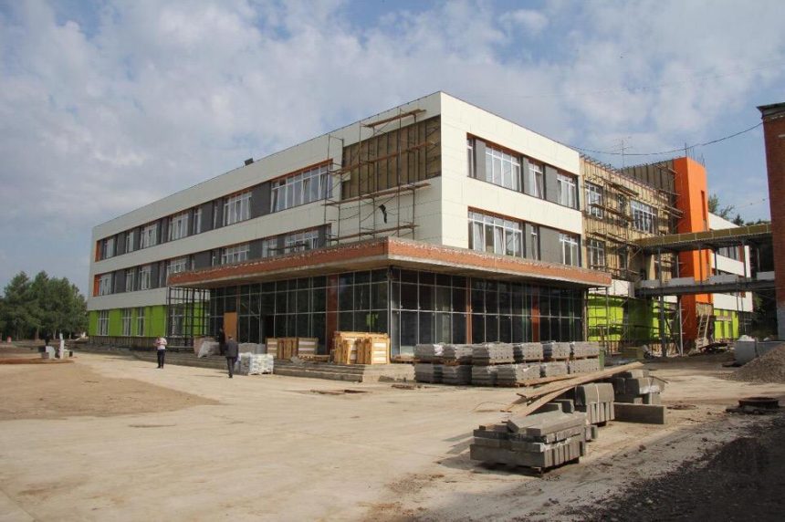 Строительство двух школ завершается в Иркутске