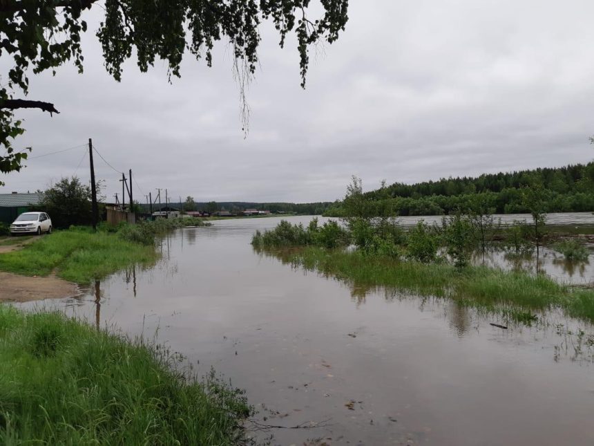 Уровень воды в реке Белая поднялся выше критических отметок