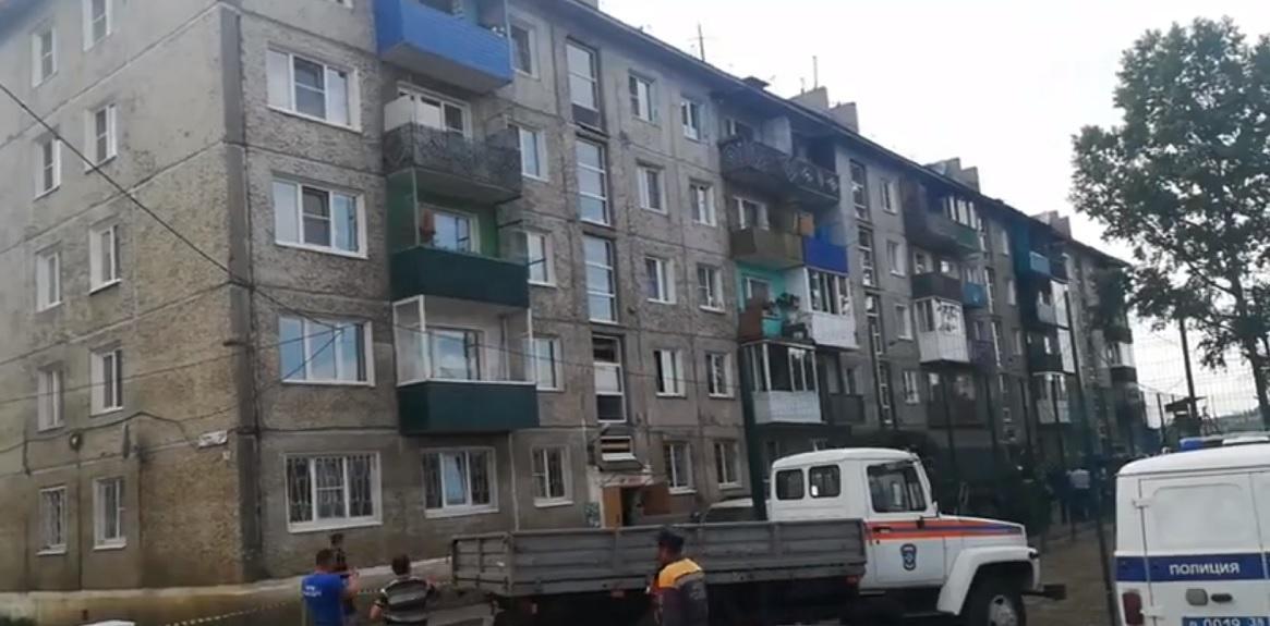 В Тулуне идет срочная эвакуация многоквартирного дома