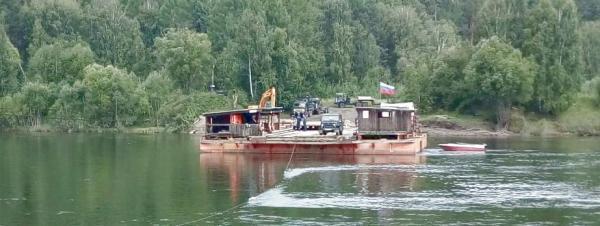 Две паромные переправы в Иркутской области, пострадавшие от паводка, восстановили