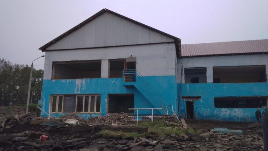 Капитальный ремонт детского сада «Родничок» и школы №20 в Тулуне приостановлен