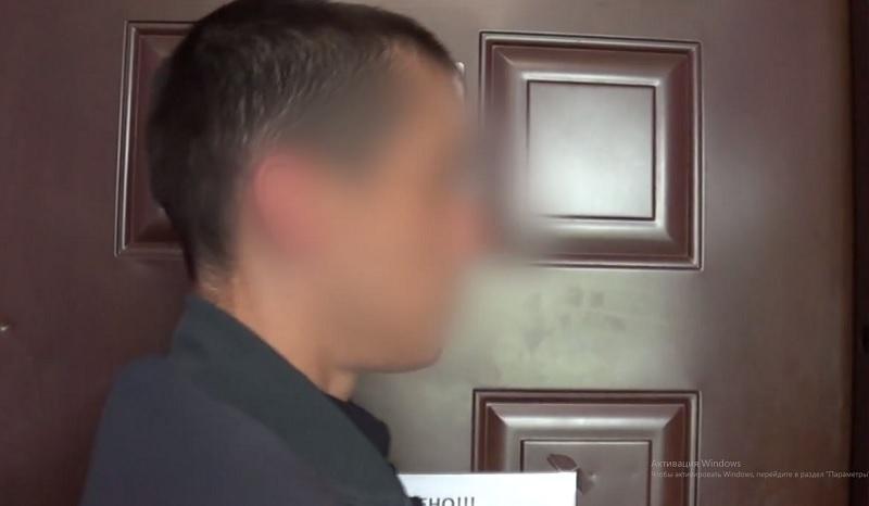 Мужчину, подозреваемого в серии уличных грабежей, задержали в Иркутске
