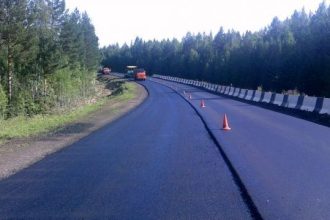 Новый асфальт положили на дороге "Братск-Усть-Илимск"