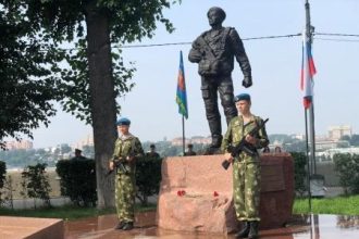 Ветеранов воздушно-десантных войск поздравили в Иркутске