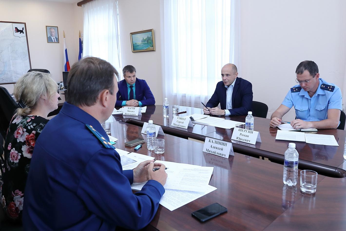 Заксобрание Приангарья обратится в Рослесхоз для пересмотра нормативов по тушению лесных пожаров