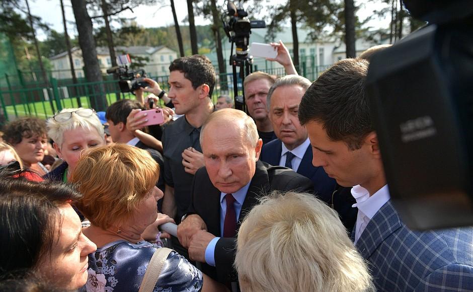 Путин пообещал сохранять в Иркутской области режим ЧС, пока не будут решены все вопросы обеспечения пострадавших от паводков жильем