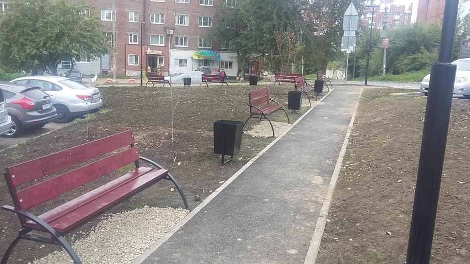 Сквер на пересечении улиц Депутатской и Пискунова благоустроили в Иркутске