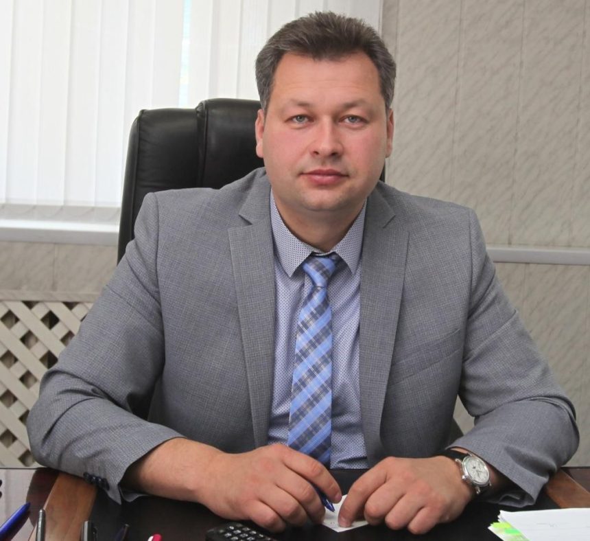 Яков Макаров побеждает на выборах мэра Усть-Илимского района