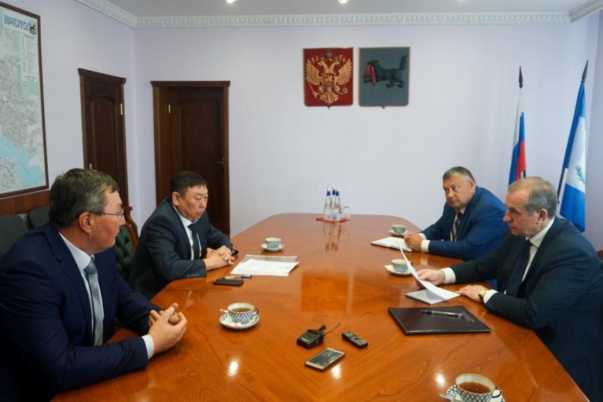 Глава Нукутского района попросил областной поддержки в строительстве социальных объектов