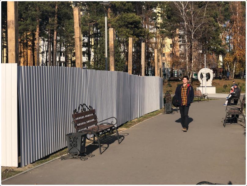 Плоскостной фонтан начали обустраивать в ангарском сквере «Аистенок»