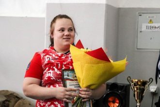 Спортсменка из Зимы Таисия Чижова успешно выступила на соревнованиях по тяжелой атлетике в Румынии