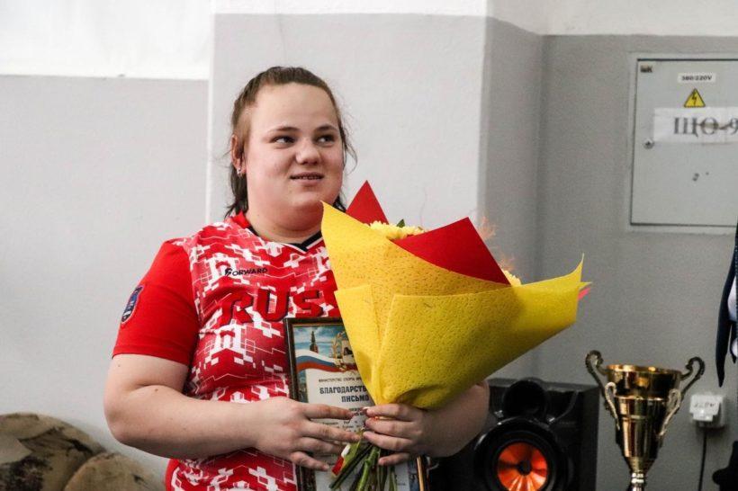 Спортсменка из Зимы Таисия Чижова успешно выступила на соревнованиях по тяжелой атлетике в Румынии