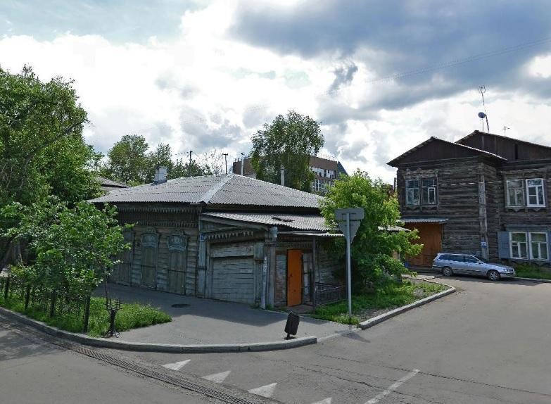 Три комплекса зданий на улице Грязнова в Иркутске включили в перечень охраняемых объектов