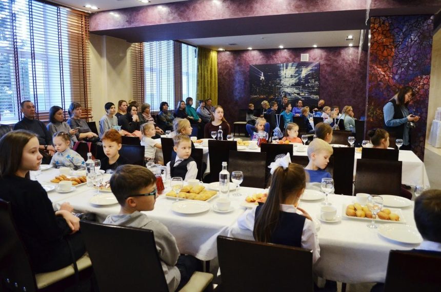 50 детей-диабетиков из Иркутской области получили бесплатные глюкометры и тест-полоски местного производства