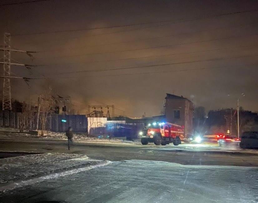 Часть Иркутска осталась без света из-за пожара на подстанции вечером 14 ноября