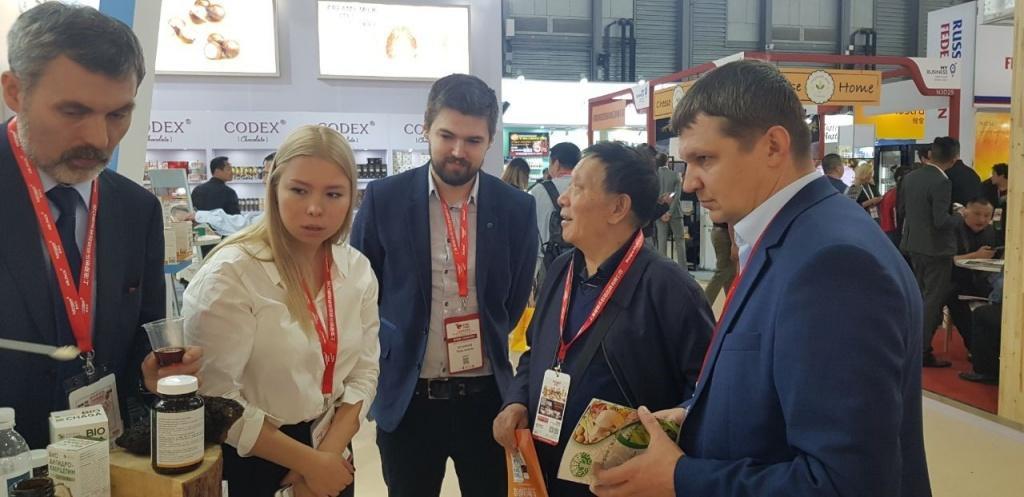 Делегация Иркутской области представила продукцию иркутских производителей на выставке в Шанхае