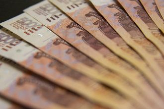 Дифференциацию зарплат работников бюджетной сферы обсудили на заседании Общественного Совета