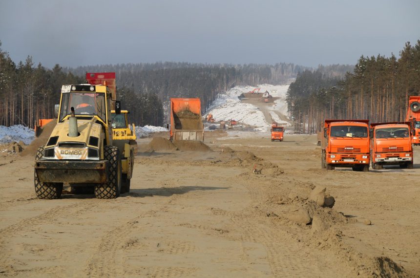 Дорожники приступили к строительству нового участка трассы Р-255 в обход Усолья-Сибирского
