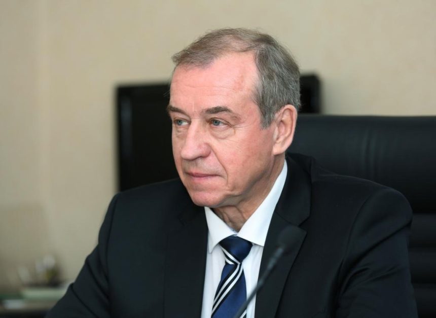 Губернатор: Необходимо скорее изменить статус поселков Большой Луг и Балаганск с городских на сельские поселения