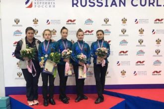 Иркутская команда заняла второе место на первенстве России по керлингу