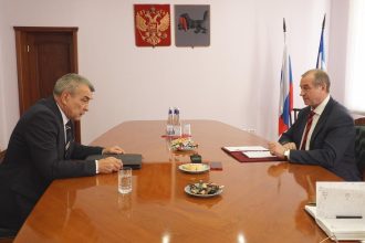Мэр Казачинско-Ленского района заявил о необходимости построить дом для медиков и четыре объекта образования