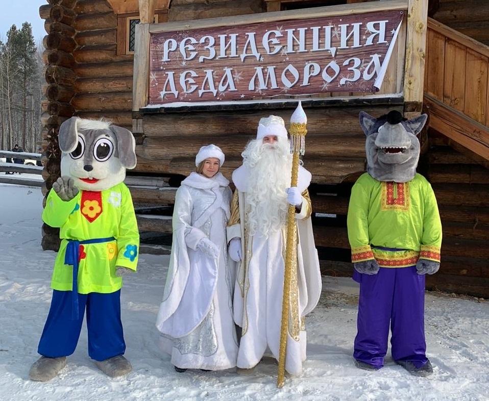 Резиденция Деда Мороза открылась в музее "Тальцы"