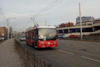 Троллейбусную линию по Академическому мосту Иркутска откроют в конце ноября