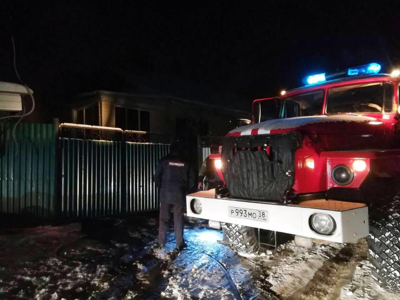 Два человека погибли на пожаре в Тулуне
