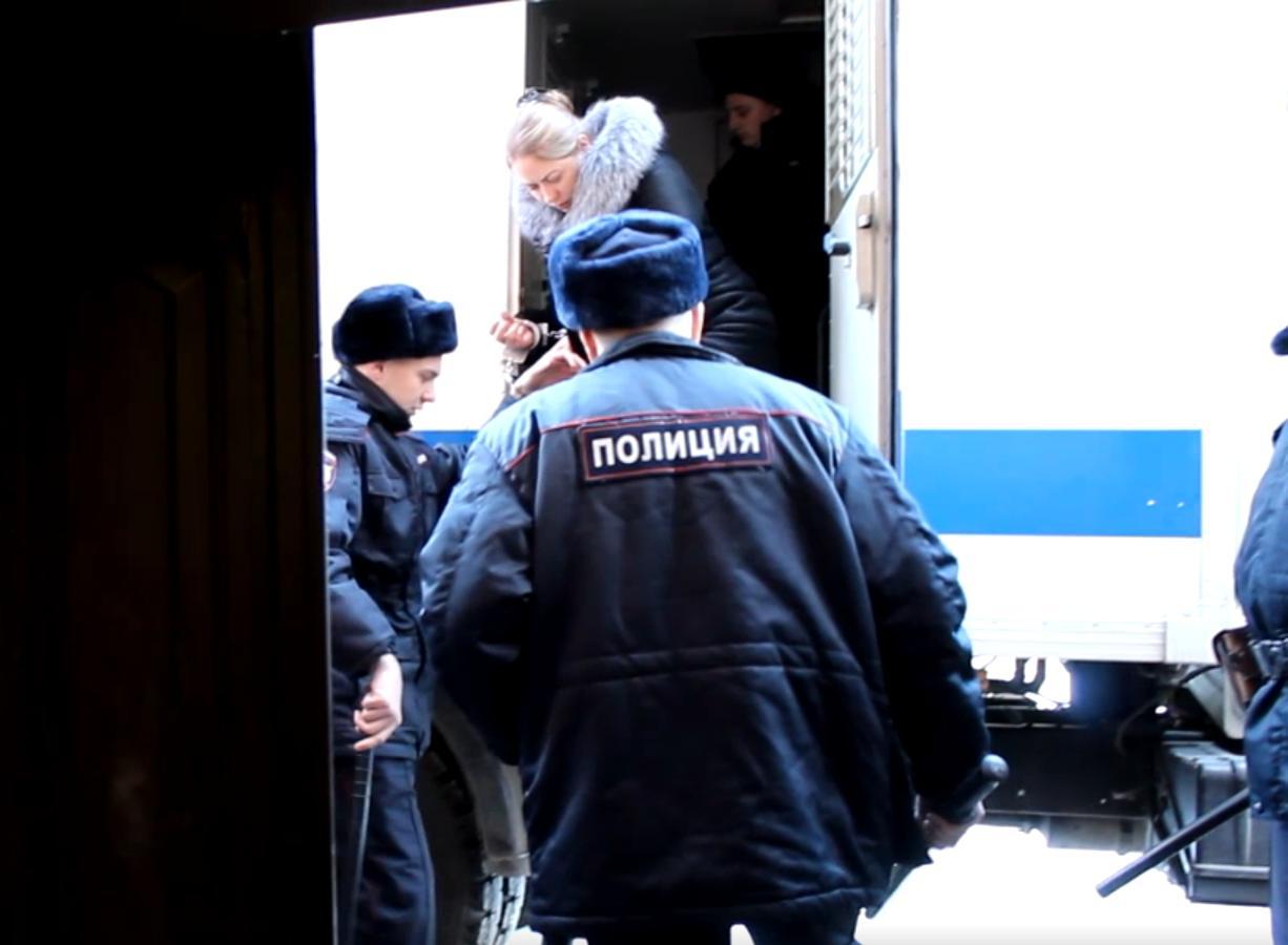 Двух лжецелительниц задержали в Черемхово